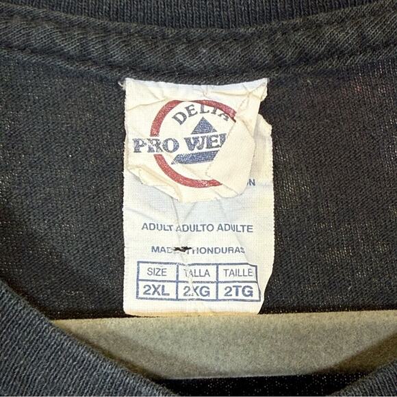 Delta Pro Weight Black T-Shirt. Pink Floyd Graphic. Size 2X. Good used condition - Picture 3 of 6